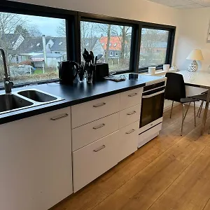 Den Gamel Togstation , Give Danmark